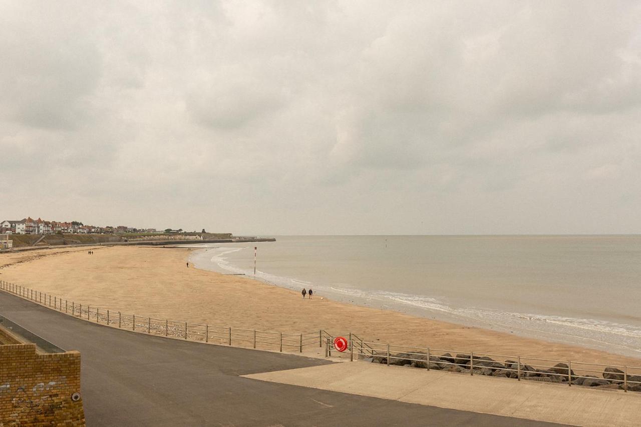 Funky Flat In Margate'S Westbrook Bay Διαμέρισμα Εξωτερικό φωτογραφία